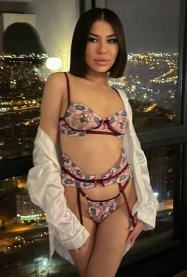 Rina — 2 / 5