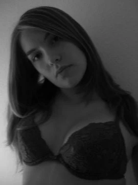 Emma Lina — 2 / 9