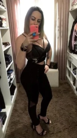 Fernanda Andrade — 2 / 9