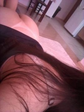 Isabella Alves — 2 / 6