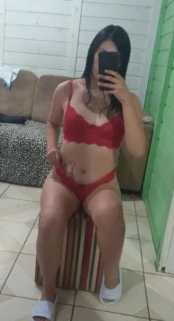 Thaly Moreira — 2 / 4