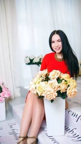 Inessa — 2 / 5