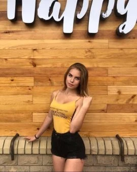 Zoe — 3 / 8