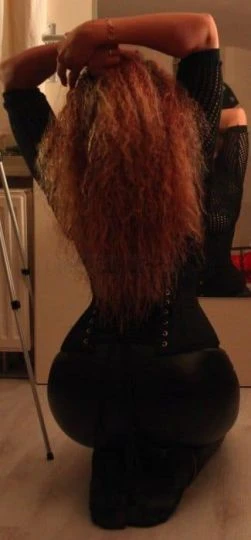 Naomi — 3 / 8