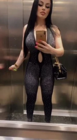 Laura Bastos — 4 / 7