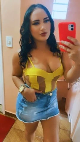 Amandinha Lins — 3 / 5