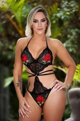 Fernanda Andrade — 5 / 9