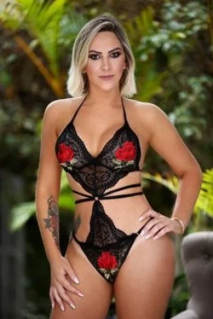 Fernanda Andrade — 5 / 9