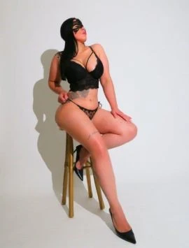 Luana — 2 / 5