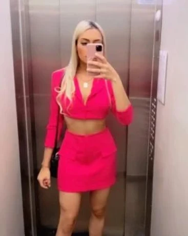 Marcela Maia — 2 / 5