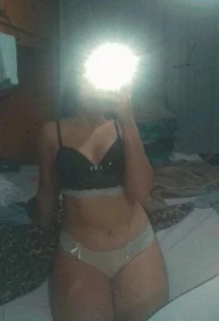 Alice Lopez — 4 / 7