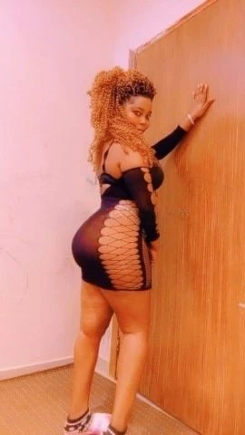 Shakira, Escort, Riyadh