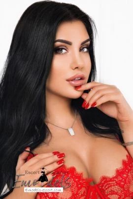 Alina — 3 / 5