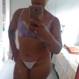 Viviane Araújo, Escort, Santa Catarina
