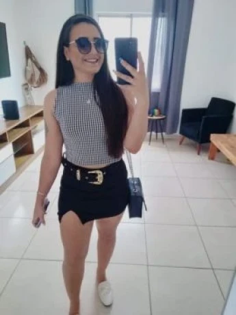 Mikaella Silva — 5 / 6