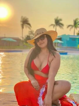 Jaqueline Santos — 4 / 5