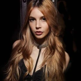 Roxane roxy — 4 / 5