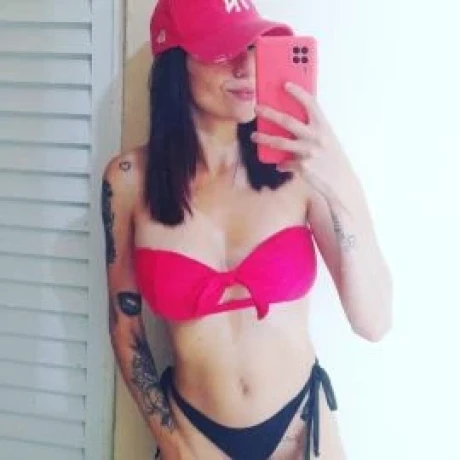 Hillary D’Ávila — 2 / 5