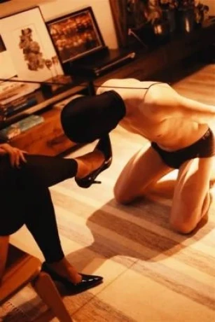 Brunna Amani — 2 / 9