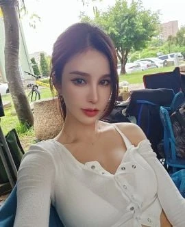 Reina, Escort, Tokyo