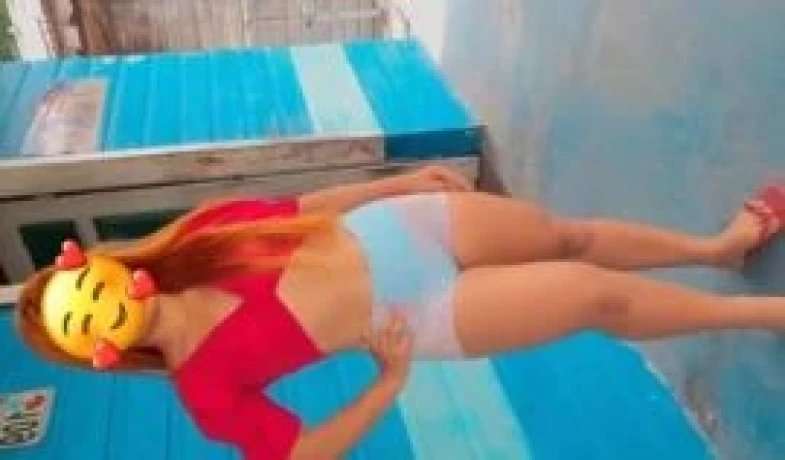 Melissa Matos — 2 / 5