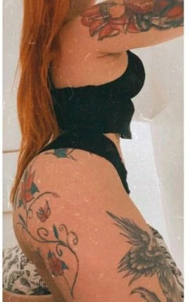 Female Escort — 2 / 4