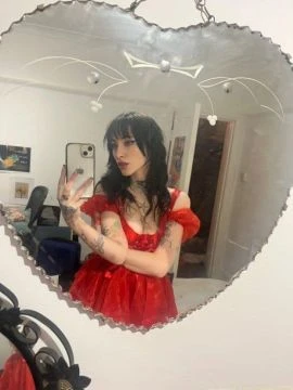 Holly Golightly, Escort, London