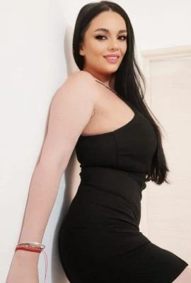 Bianca — 7 / 9
