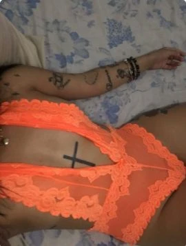 Maya Castro — 3 / 9