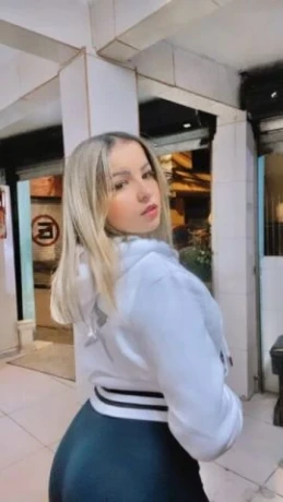 Valentina Ferraz — 4 / 6