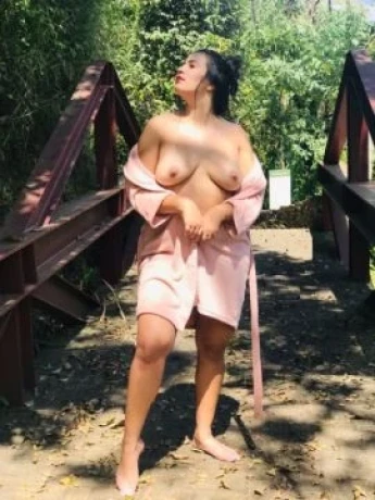 Cléo Santos — 1 / 8