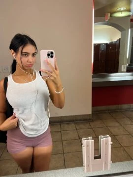 Clara — 6 / 7