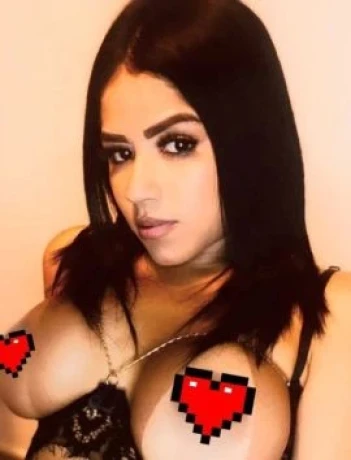 Júlia Hernandes — 4 / 5