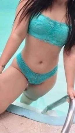 Júlia Padilha — 2 / 6