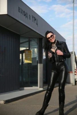 Zlata — 3 / 9