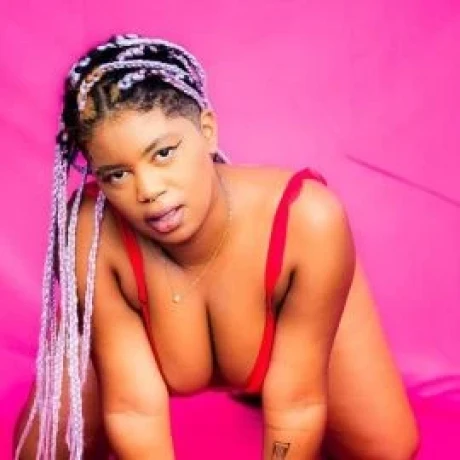 Sol Nogueira — 4 / 5