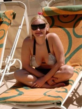 Bella — 6 / 8