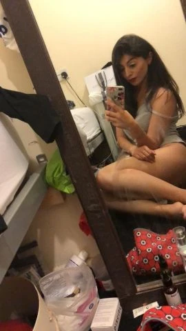 Pooja — 2 / 6