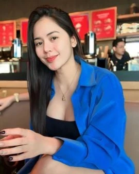 Kayla — 3 / 5
