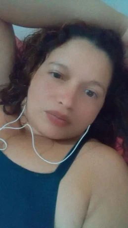 Poliana Gomes — 4 / 5