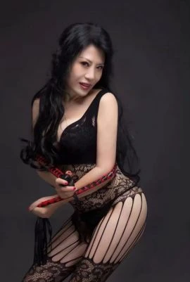 Mistress Lucy, Escort, Riyadh