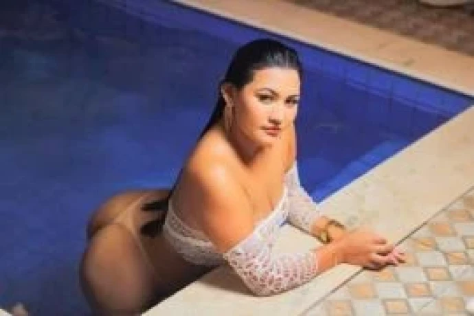 Laura Sampaio — 7 / 8