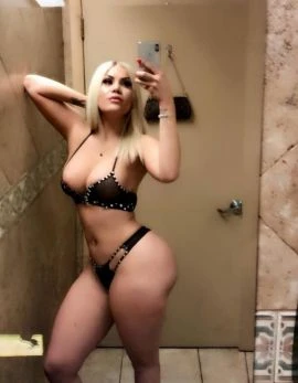 Anya, Escort, Paris