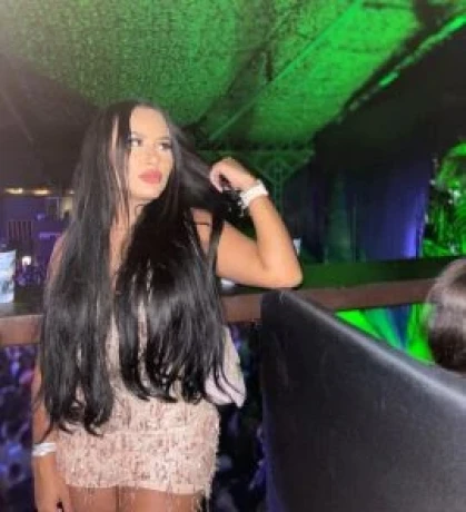 Lara Diniz — 4 / 5