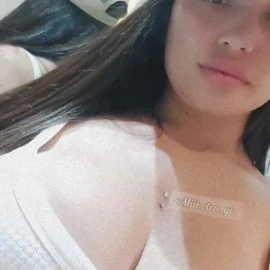 Samantha — 5 / 9