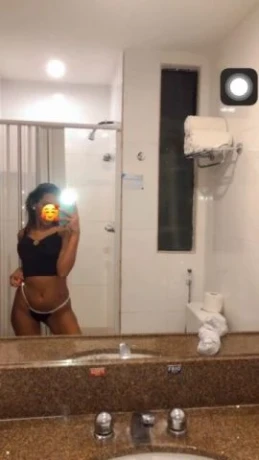 Mary Silva — 3 / 4