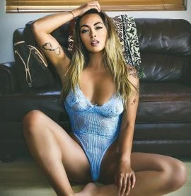 Jacqueline — 4 / 5
