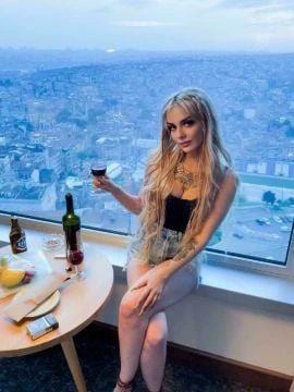 Diana, Escort, Istanbul