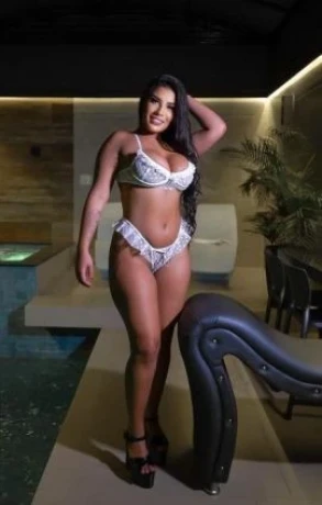 Tainá Siquerolli — 4 / 8