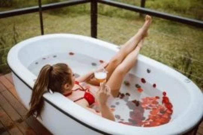 Brenda Ferreira — 4 / 5